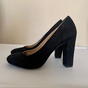 Heel pumps